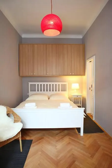 Grey Cozy Apartment Prague République tchèque